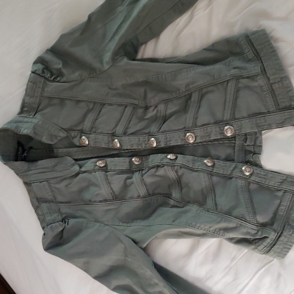 White House Black Market sz 2 military green jacket